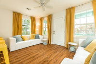 The Beachin' Bungalow Accommodation Houston