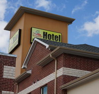 The Bungalows Hotel  Event Center at Lakeline Austin / Cedar Park - Accommodation Houston