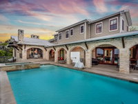 The Canyon View Estate Home Accommodation Houston