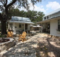 The Wine Cellar - The Dollhouse Home - Accommodation Houston