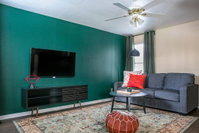 WanderJaunt - Cozy Apts in North Austin Accommodation Houston