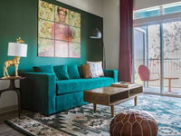 WanderJaunt - Milam - 1BR - East Riverside Accommodation Houston