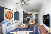 WanderJaunt - Modern Downtown San Diego Apts Accommodation Houston