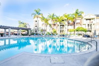 WanderJaunt - Stylish Mission Valley Apts Accommodation Houston