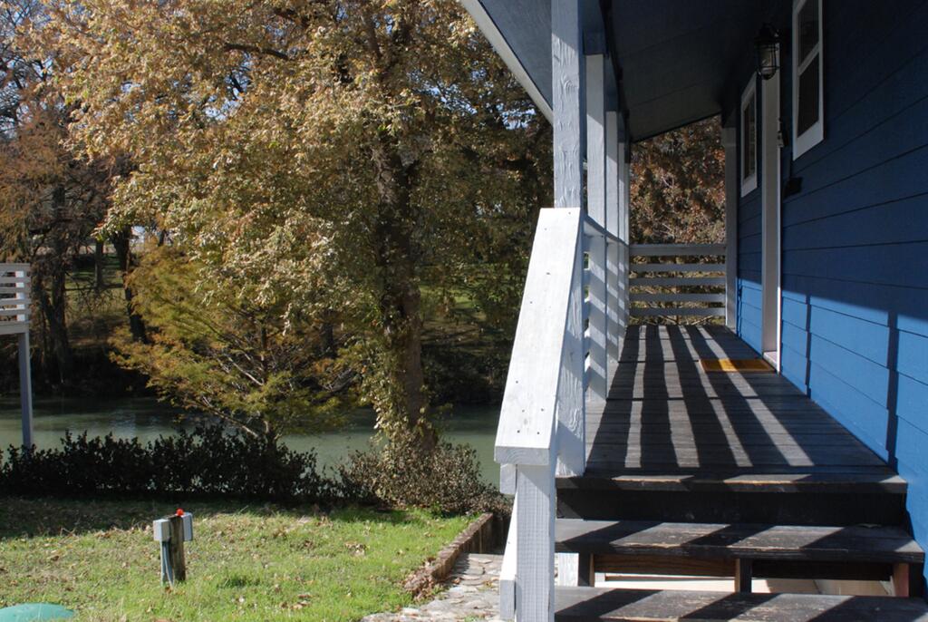 Water Haus, Daily Rental, 12 Guests - thumb 2