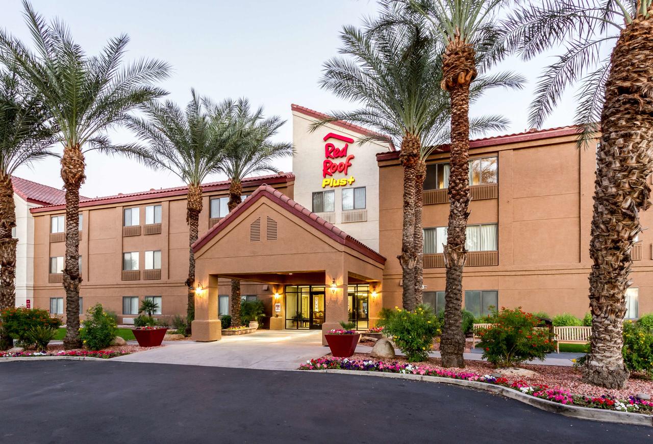 Red Roof Inn PLUS+ Tempe - Phoenix Airport - thumb 1