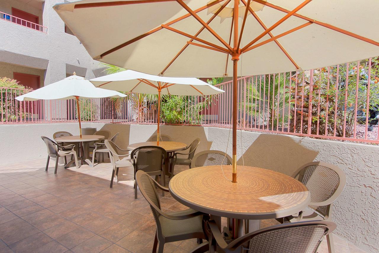 Best Western InnSuites Tucson Foothills Hotel & Suites - thumb 12