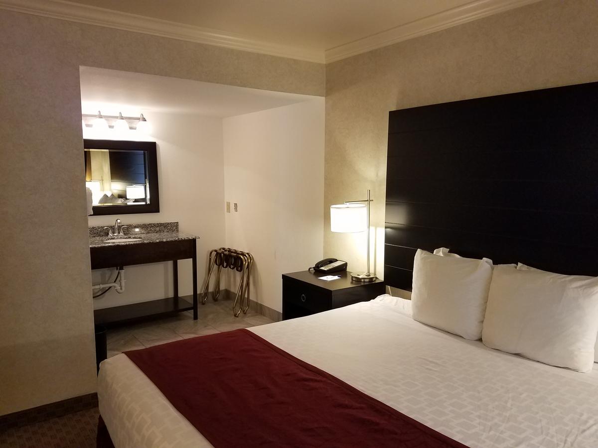 Best Western InnSuites Tucson Foothills Hotel & Suites - thumb 11