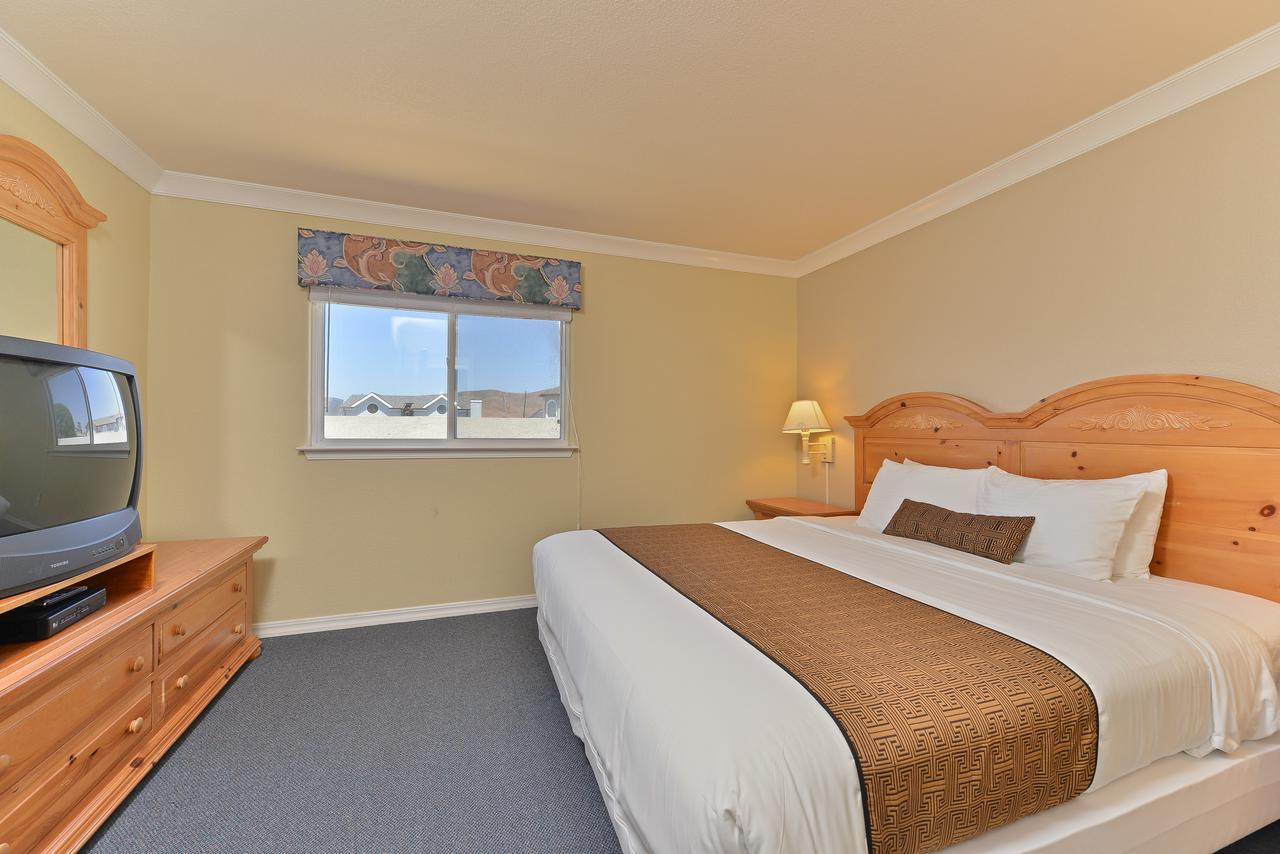 Cayucos Beach Inn - thumb 22