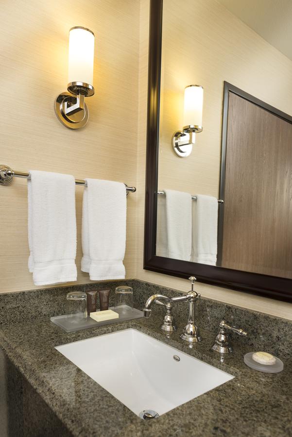 Ayres Suites Diamond Bar - thumb 20