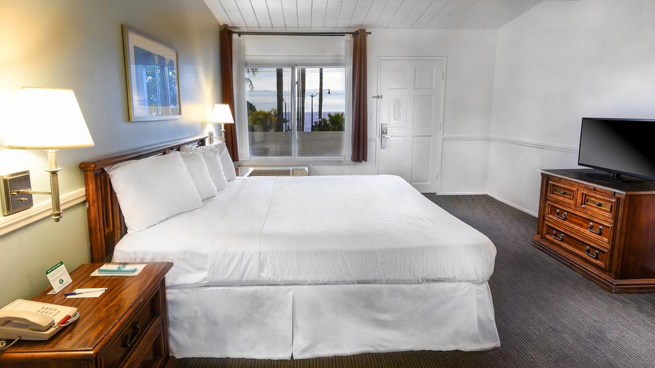 Laguna Beach Lodge - thumb 9