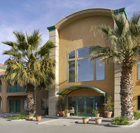 Pavilion Inn - Accommodation Houston