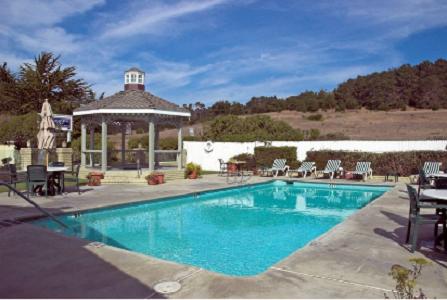 Fireside Inn On Moonstone Beach - thumb 0