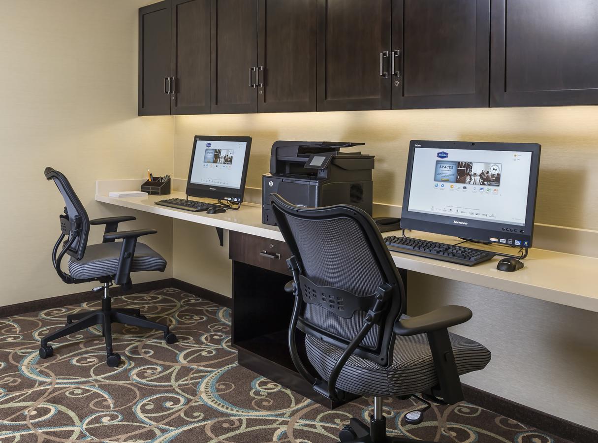 Hampton Inn & Suites San Bernardino - thumb 28
