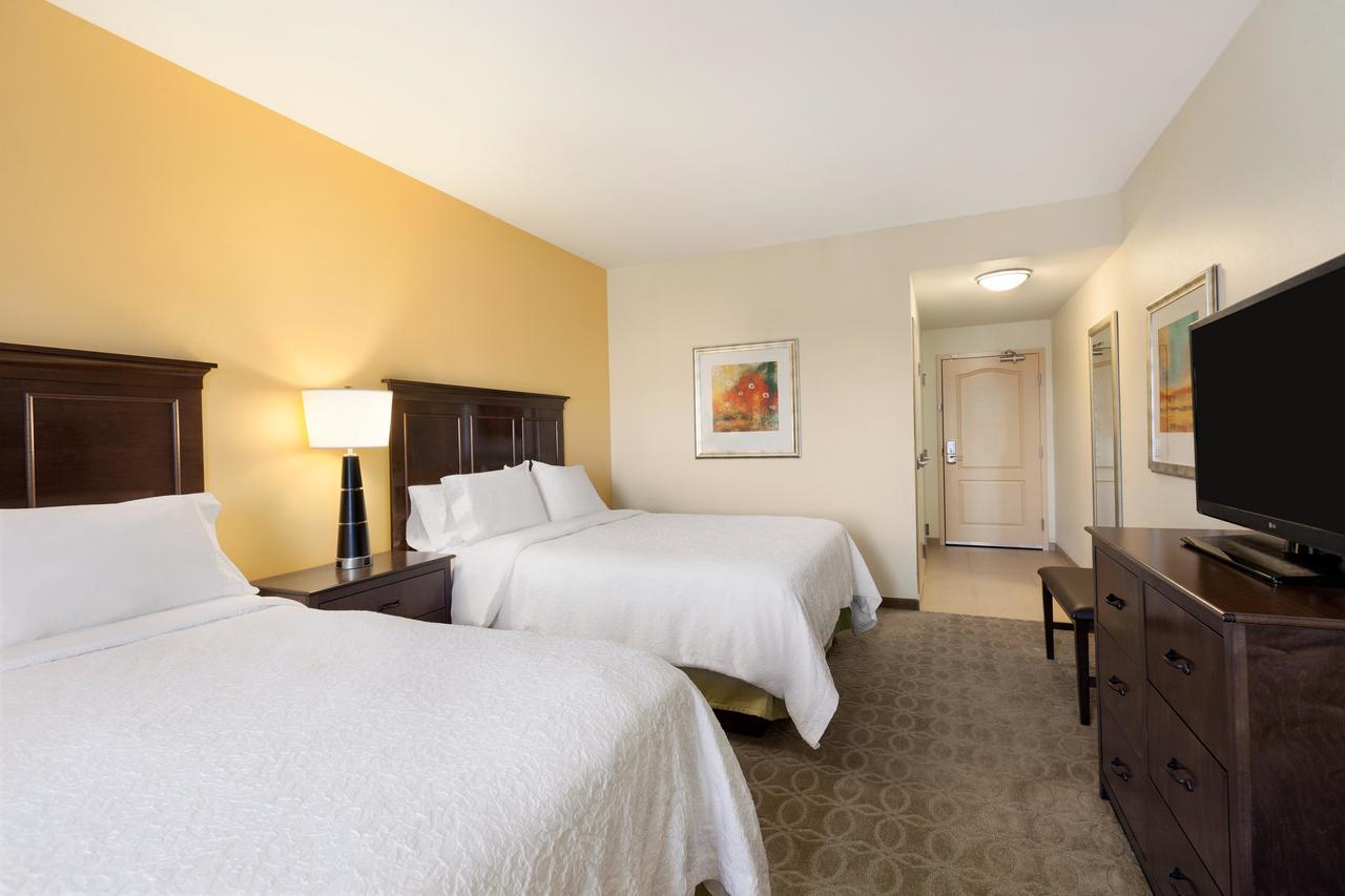 Hampton Inn & Suites San Bernardino - thumb 11