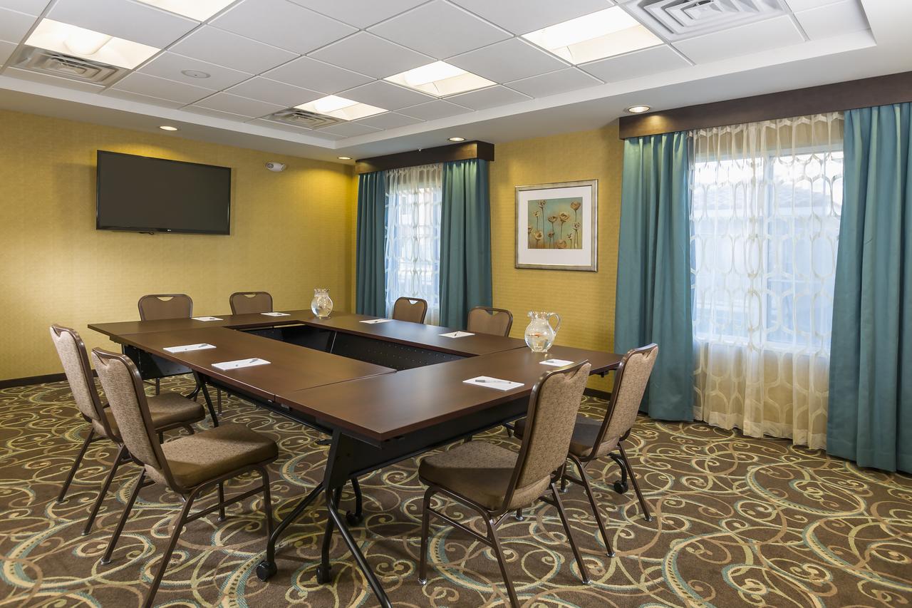 Hampton Inn & Suites San Bernardino - thumb 27