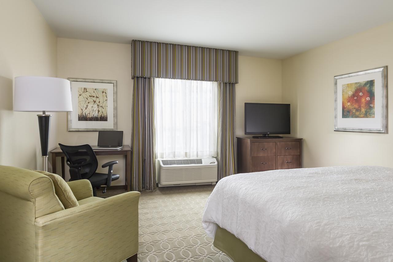 Hampton Inn & Suites San Bernardino - thumb 19