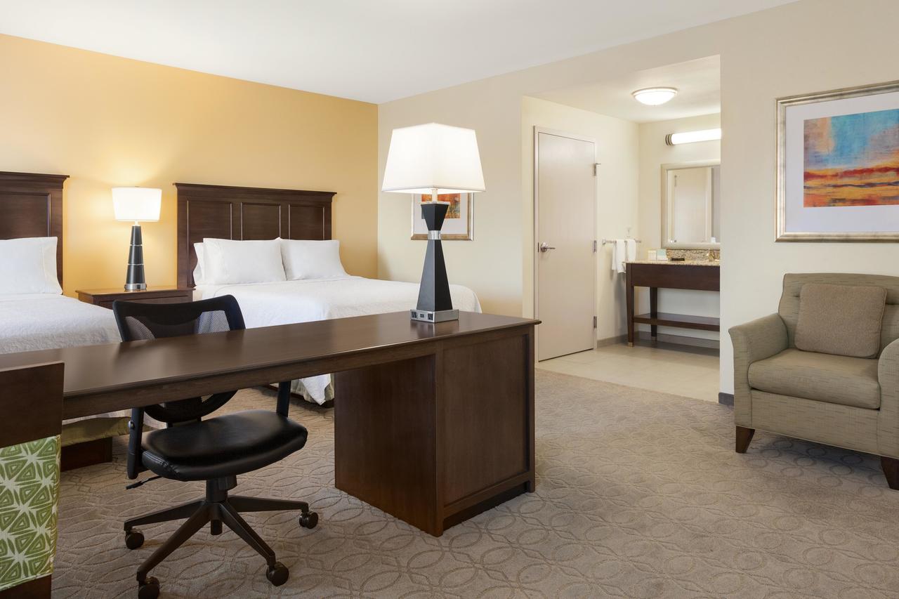 Hampton Inn & Suites San Bernardino - thumb 12