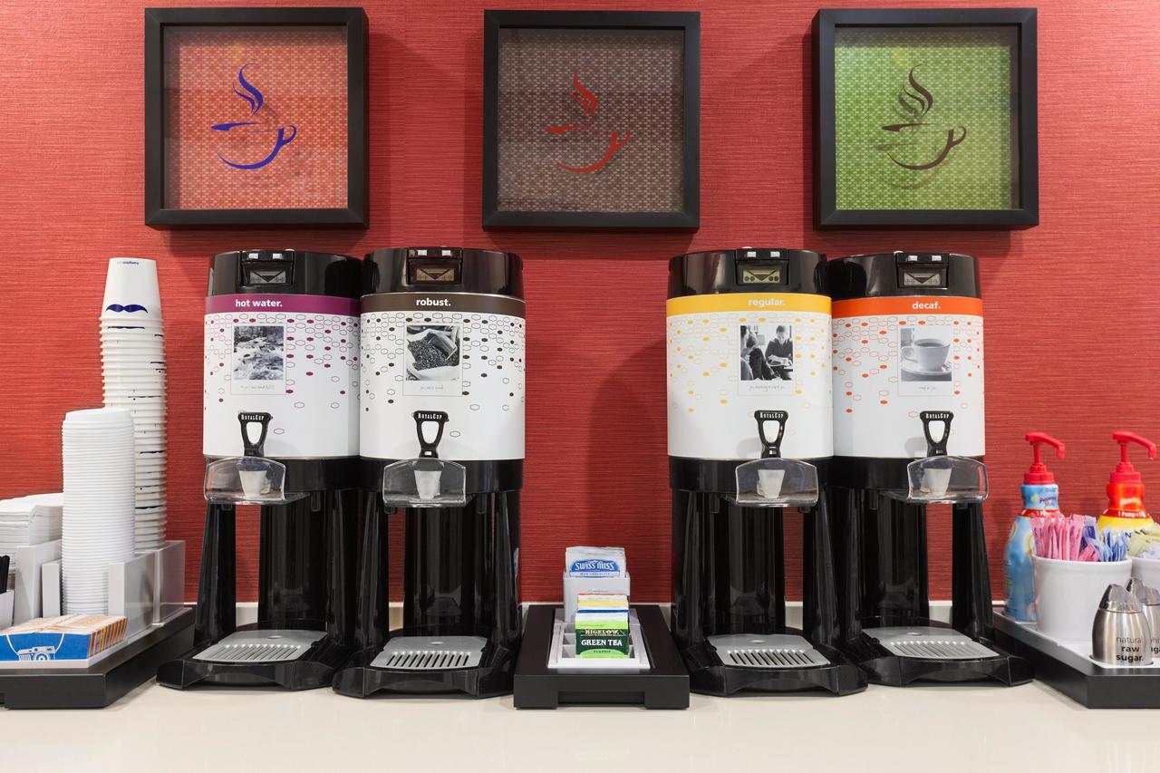 Hampton Inn & Suites San Bernardino - thumb 3