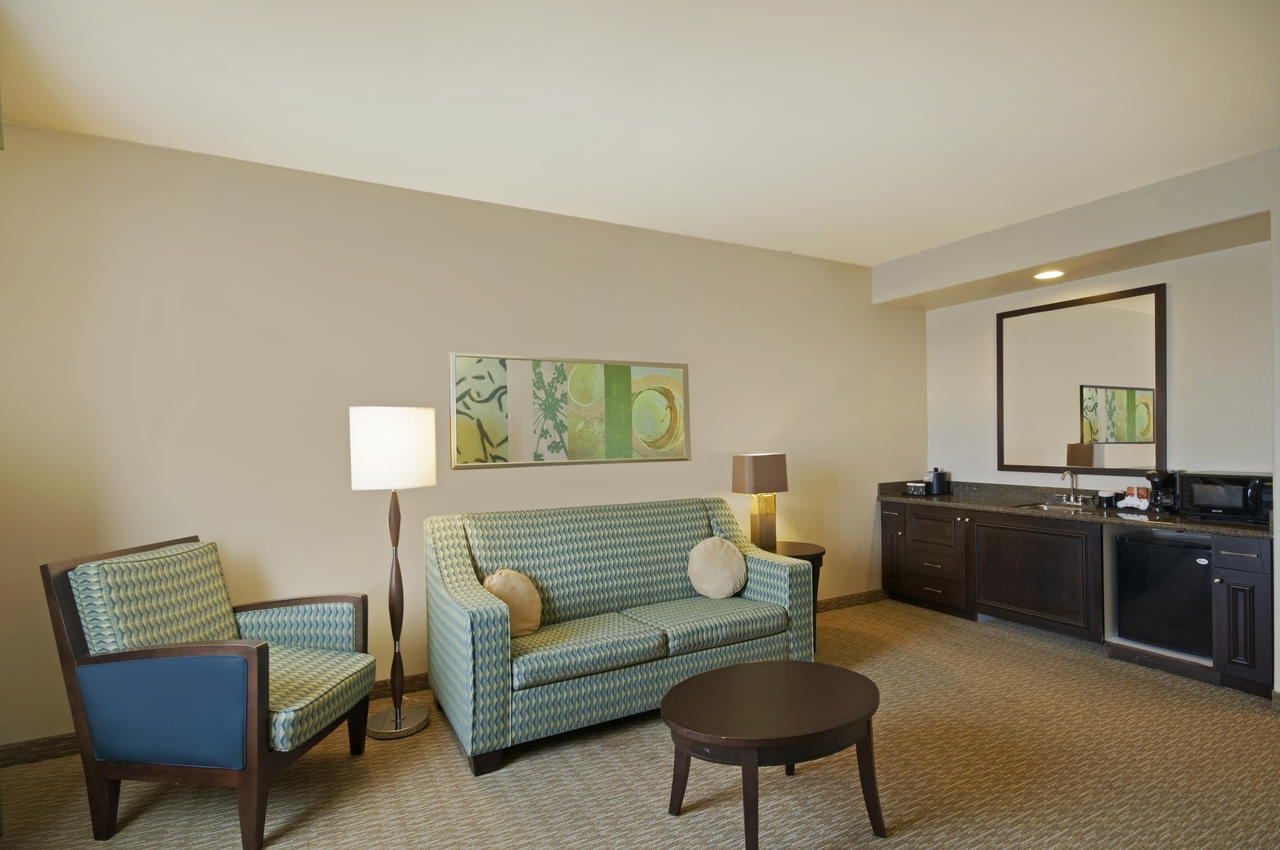 Hilton Garden Inn San Bernardino - thumb 9