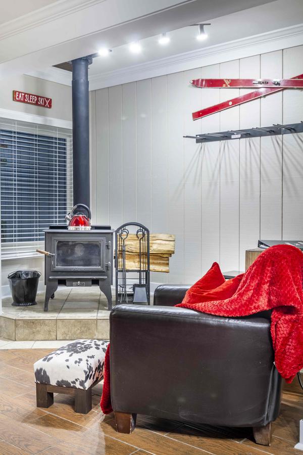 Eat, Sleep. Ski. Repeat! - thumb 36