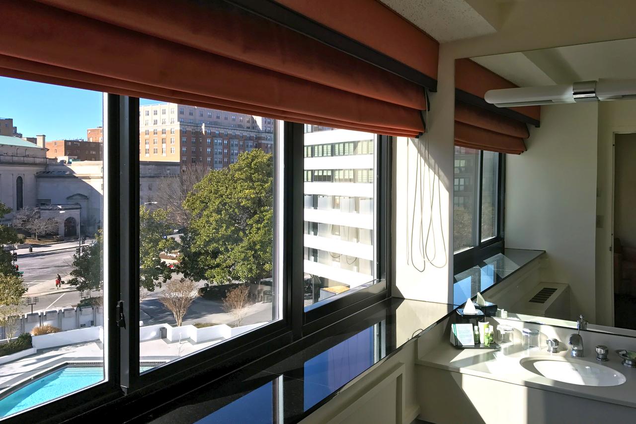 Washington Plaza Hotel - thumb 26