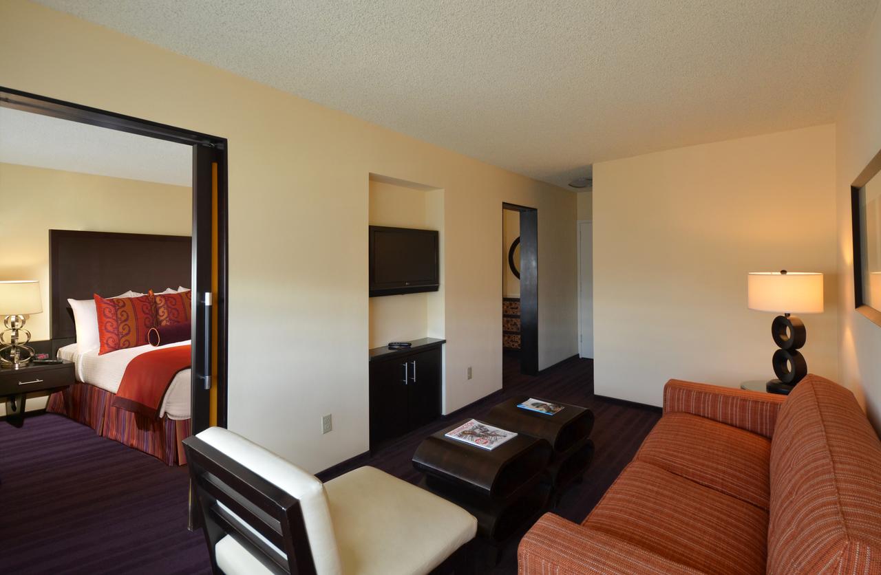 Washington Plaza Hotel - thumb 17