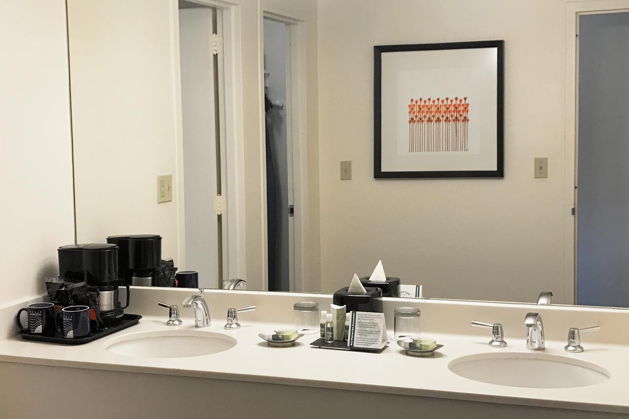 Washington Plaza Hotel - thumb 22