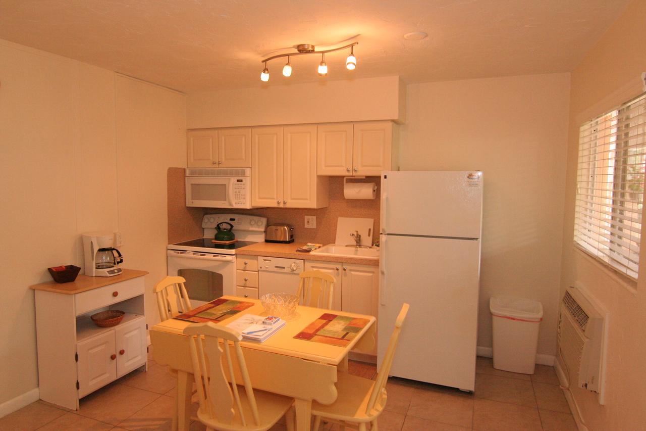 Tropical Villas Of Venice Beach - thumb 25
