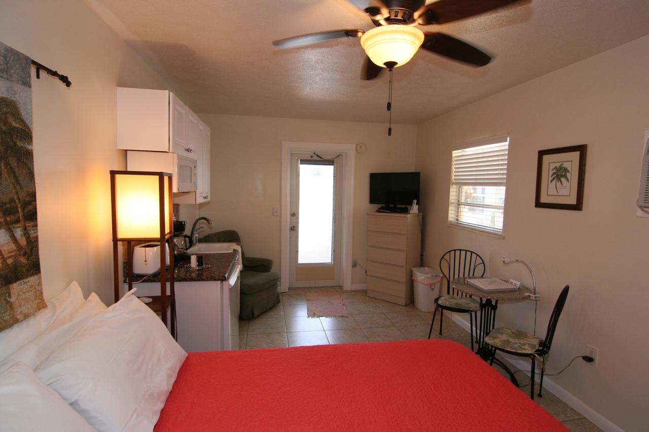 Tropical Villas Of Venice Beach - thumb 19