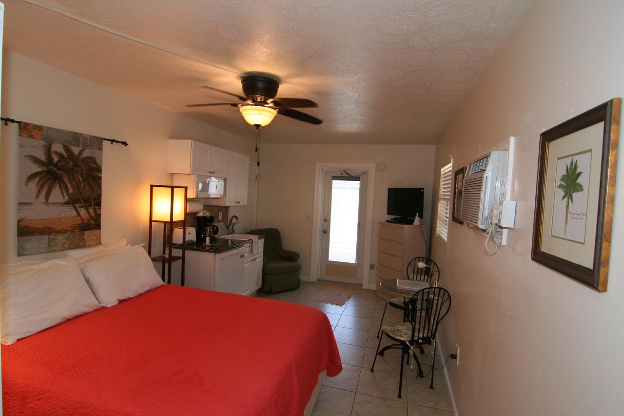 Tropical Villas Of Venice Beach - thumb 20