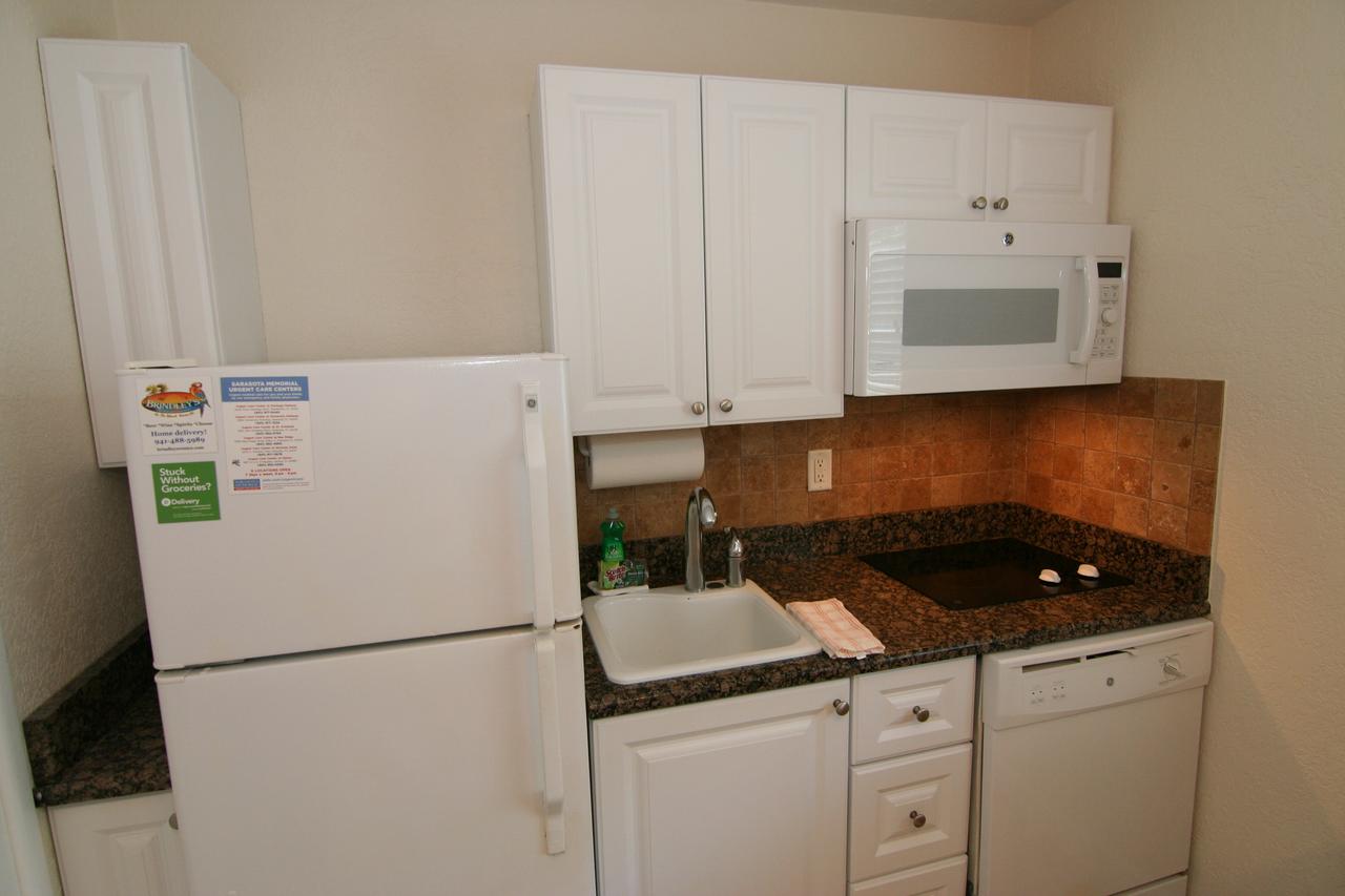 Tropical Villas Of Venice Beach - thumb 14