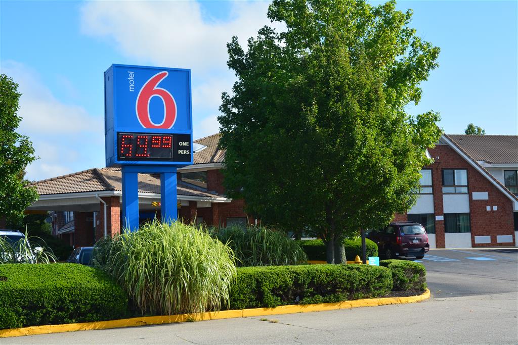Motel 6 Newport - thumb 4