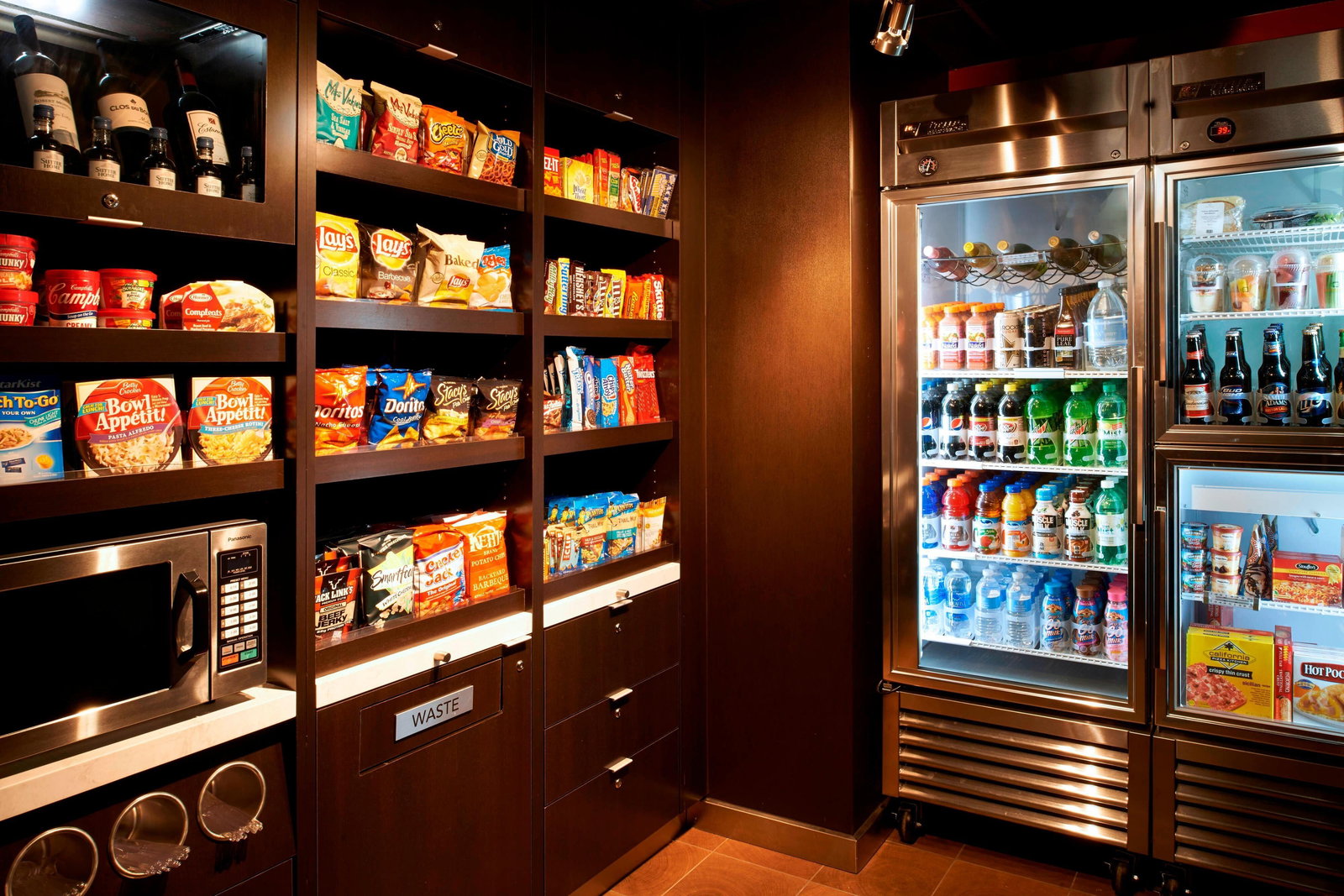 Courtyard Toledo Airport Holland - thumb 16