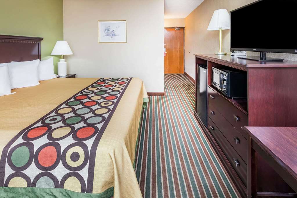 Super 8 Harrison - thumb 7