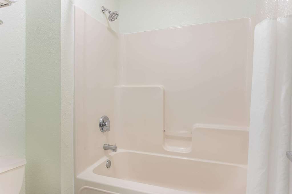 Baymont Inn & Sts Conference Cntr Alpine - thumb 5