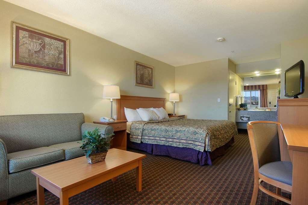 Days Inn Hayward Airport - thumb 4