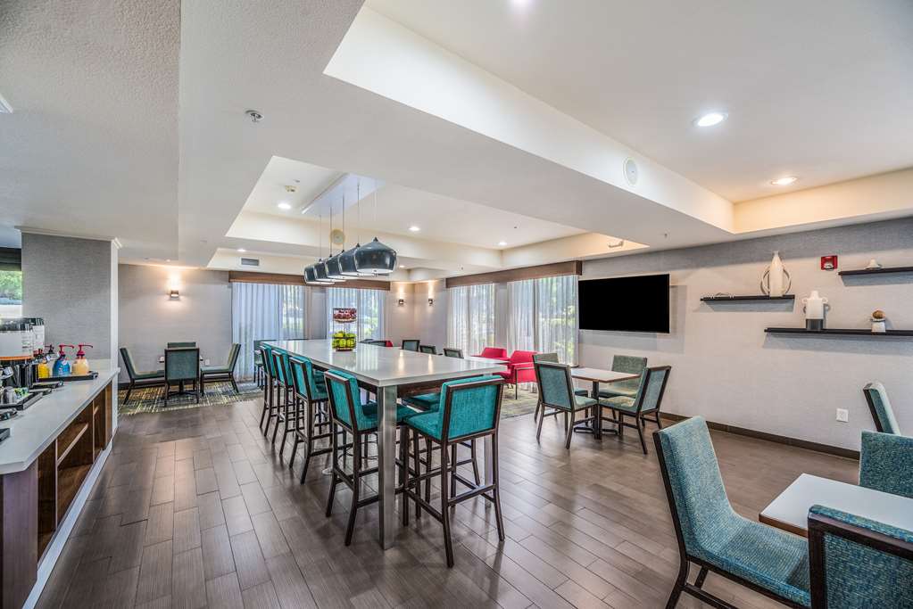 Hampton Inn Hayward - thumb 4