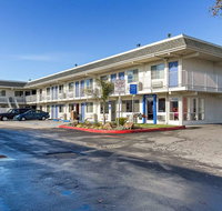 Motel 6 Hayward - Accommodation Houston