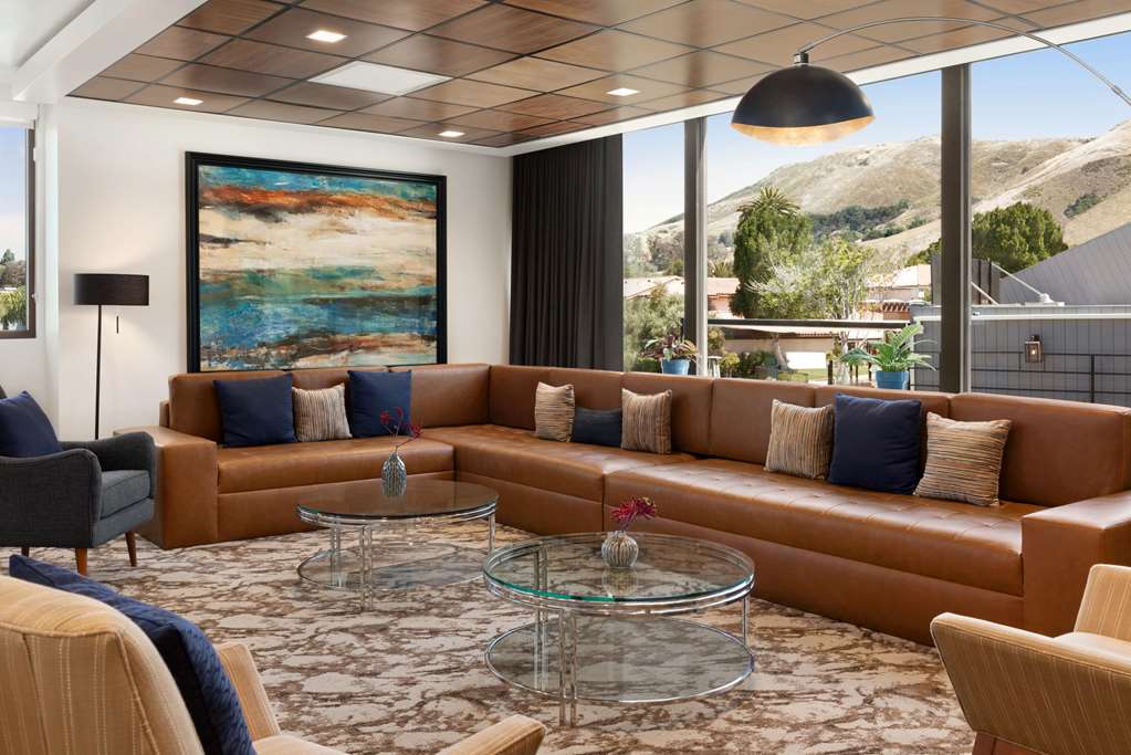 La Quinta Inn & Suites Downtown - thumb 16