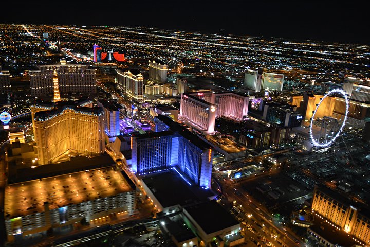 Las Vegas Helicopter Night Flight With Optional VIP Transportation - thumb 1