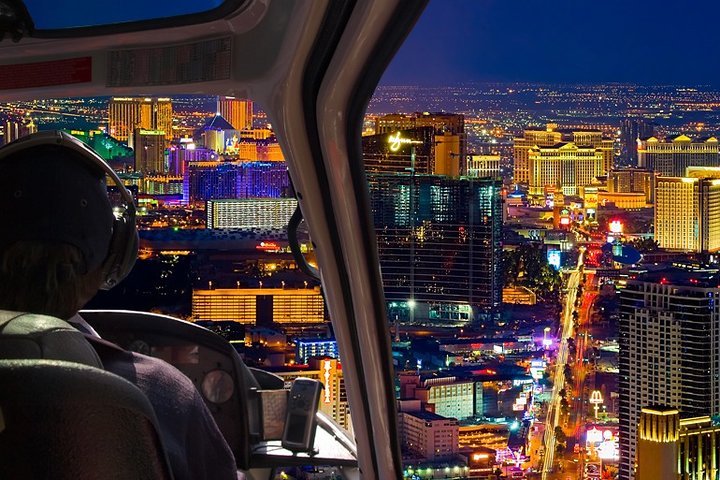 Las Vegas Helicopter Night Flight With Optional VIP Transportation - thumb 3