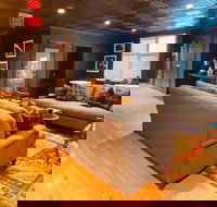 Bourbon Tour Woodford or Four Roses or Wild Turkey or Other - Accommodation Houston