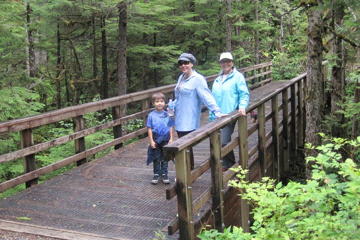 2 Hour Alaska Rainforest Walk And Totem Park Small Group Tour - thumb 0