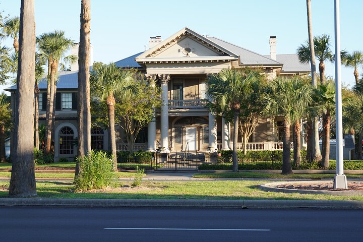 8-Hour Tour To The Nasa Space Center And Best Of Galveston
