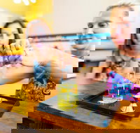 Chattanooga Make-Your-Own Custom Candle Crafts Class - Accommodation Houston