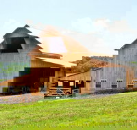 Amish Community Visitswimming Hiking  lite lunch Winetasting - Accommodation Houston