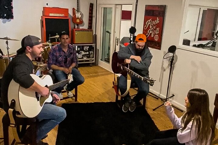 Write And Record With A Nashville Songwriter - thumb 0