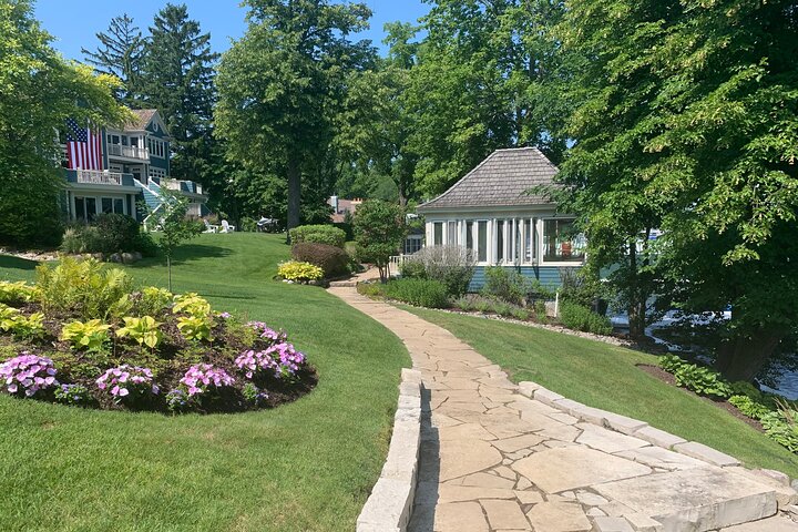 Geneva Lake Shore Path: Uncover 21 Miles Of Stories On A Self-guided Audio Tour - thumb 2