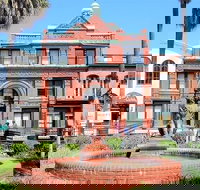 Historic Savannah Guided Walking Tour - Accommodation Houston